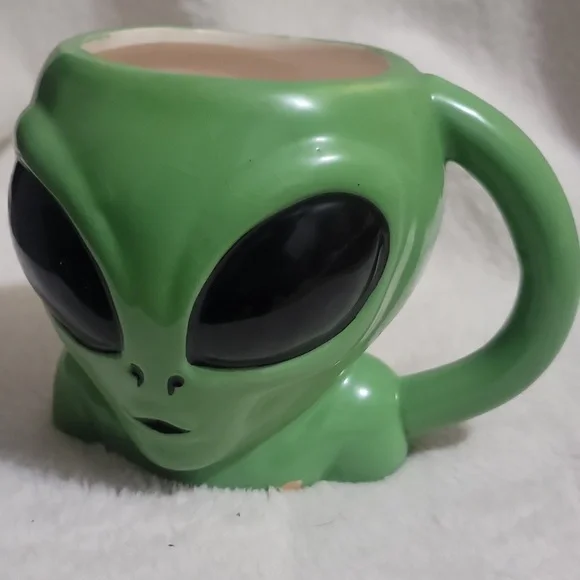 Mugniv Alien Mug - Picture 3 of 8
